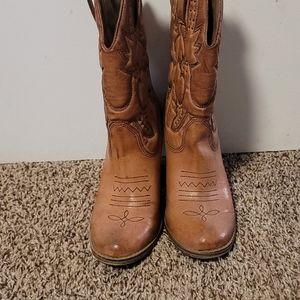 Girl MIA cowgirl boots